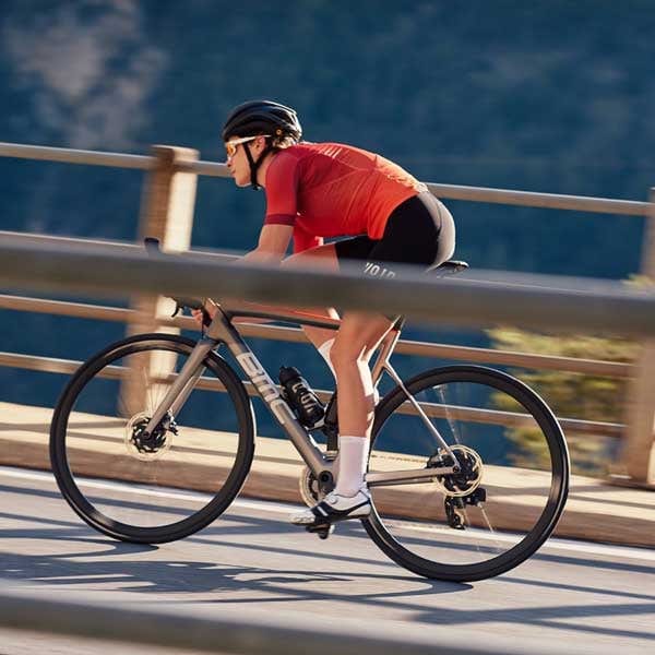 Cycle Tribe Product Sizes BMC Teammachine SLR02 One Force ETAP AXS Disc Road Bike